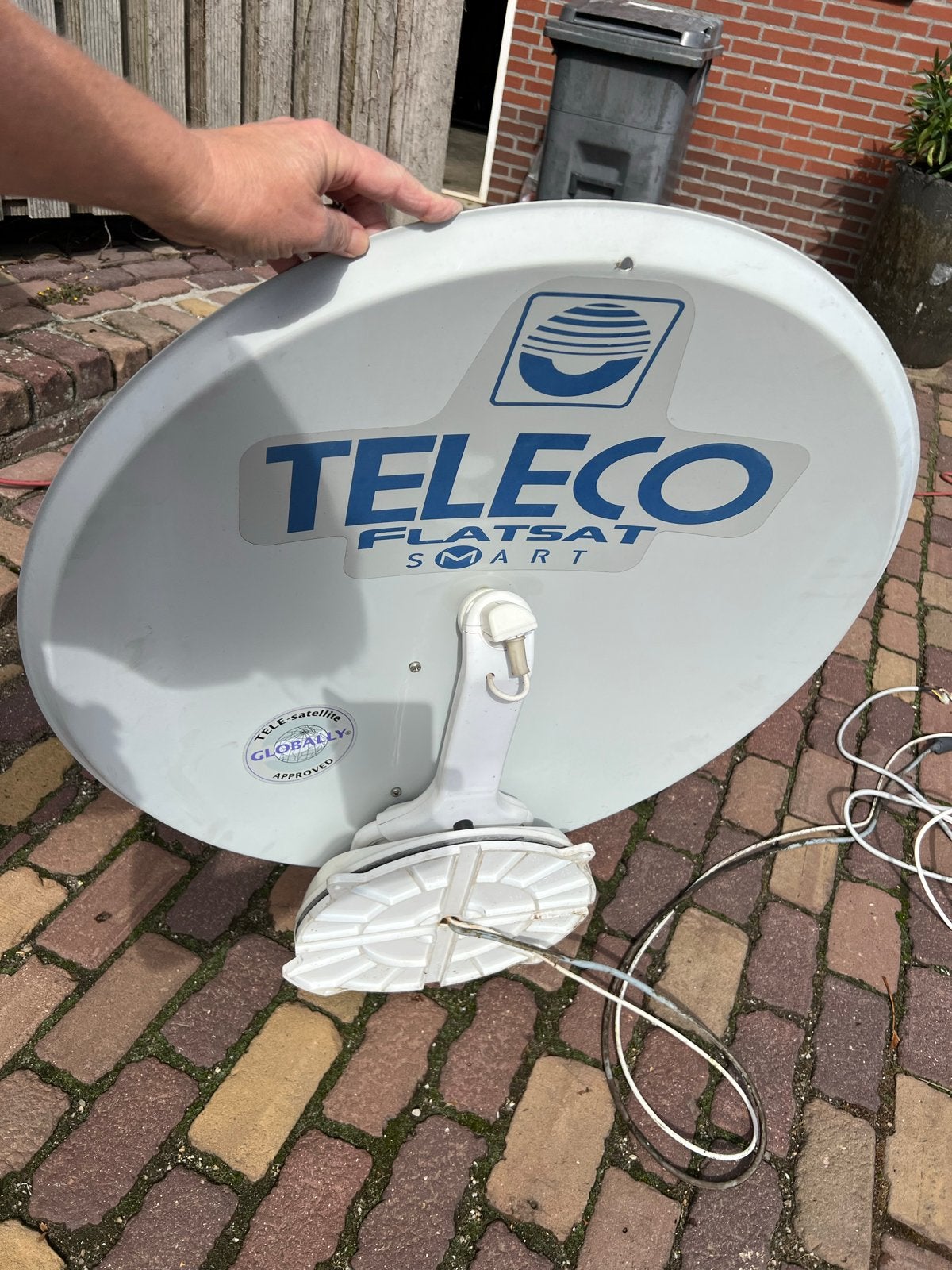 Teleco Flatsat Smart schotelantenne voor camper/caravan, Audio, Tv en Foto, Ophalen, Gebruikt, (Schotel)antenne, Overige merken