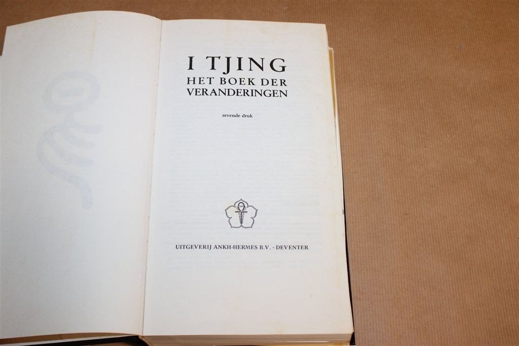 I Tjing Boek der Veranderingen — Jung, Wilhelm Vintage 1975, Ophalen of Verzenden, Gelezen, Overige onderwerpen, Achtergrond en Informatie
