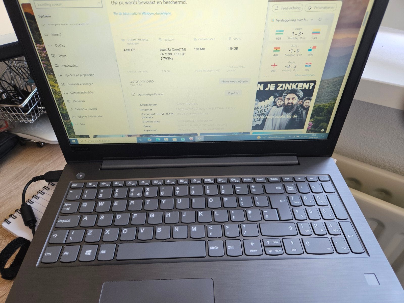 Lenovo V330-15IKB Laptop - i3-7130U, 4GB RAM, 119GB Opslag, Ophalen, Gebruikt, HDD, 2 tot 3 Ghz