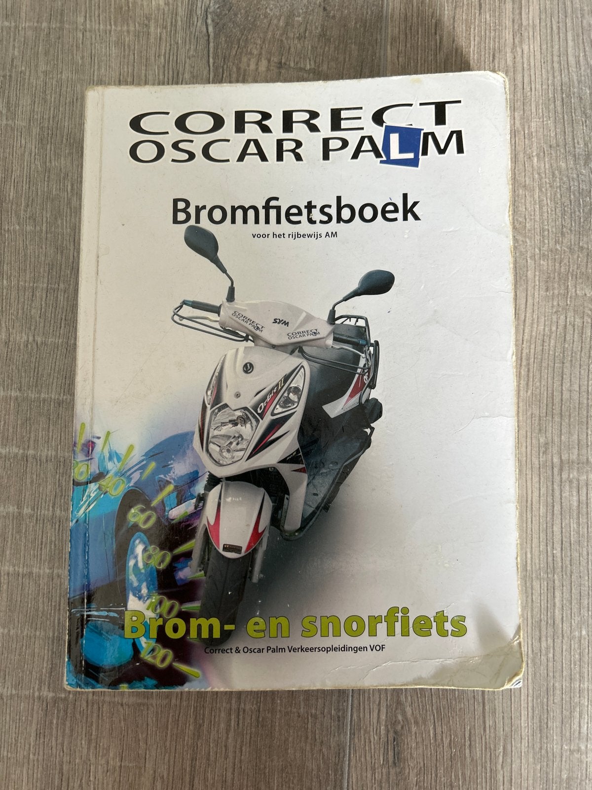 Correct Oscar Palm Bromfietsboek - Rijbewijs AM, Ophalen of Verzenden, Gelezen, Overige niveaus