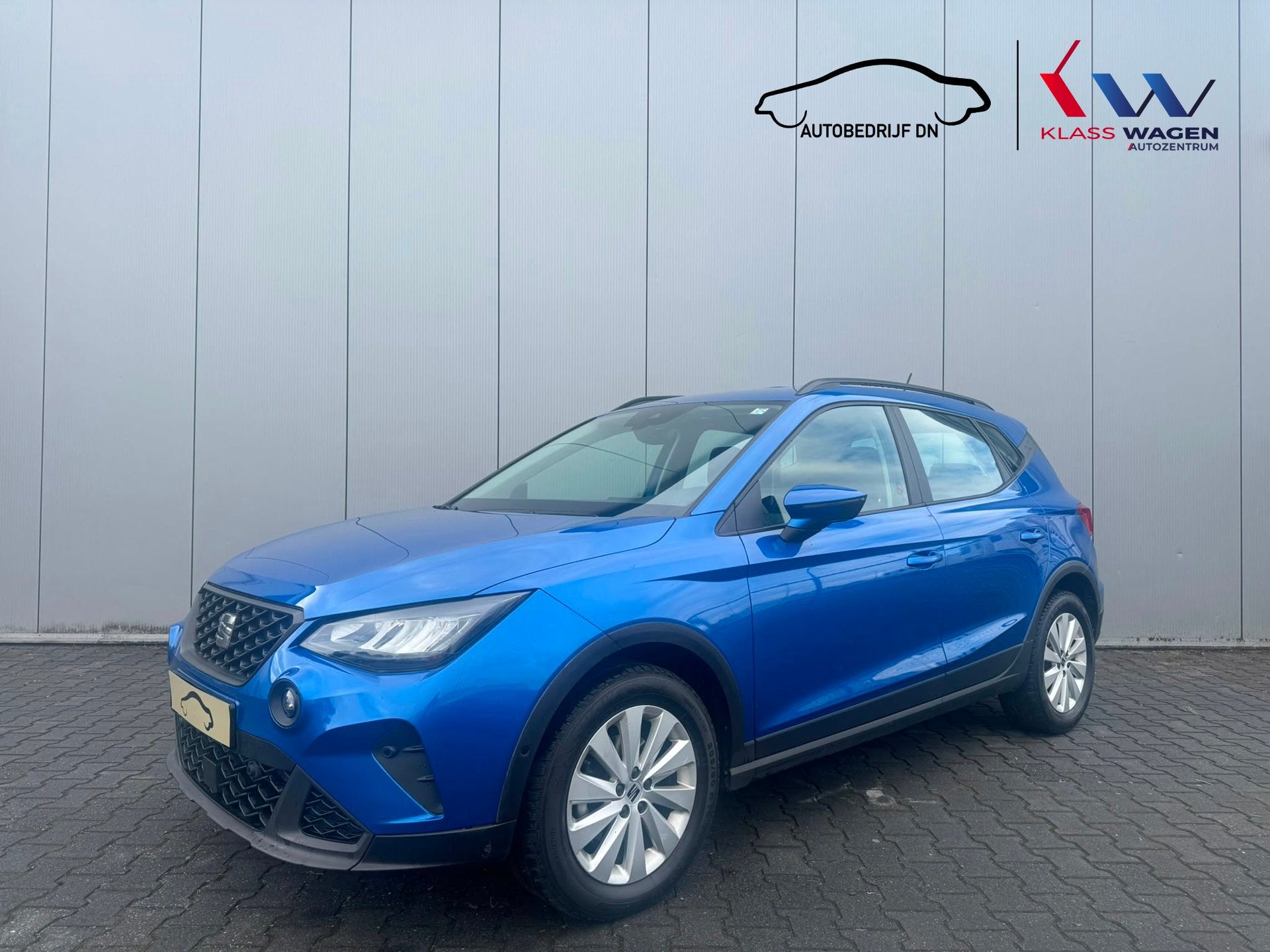 Seat Arona 1.0 EcoTSI Style, Auto's, Gebruikt, Arona, Blauw, Bedrijf