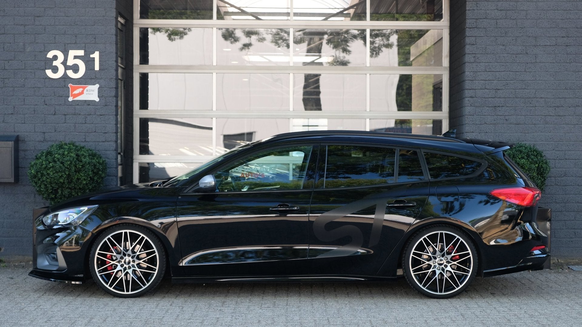 Ford Focus Wagon 2.3 EcoBoost ST-3 B&O|Carplay|Milltek|Vol!, Auto's, Gebruikt, Zwart, 4 cilinders, Origineel Nederlands