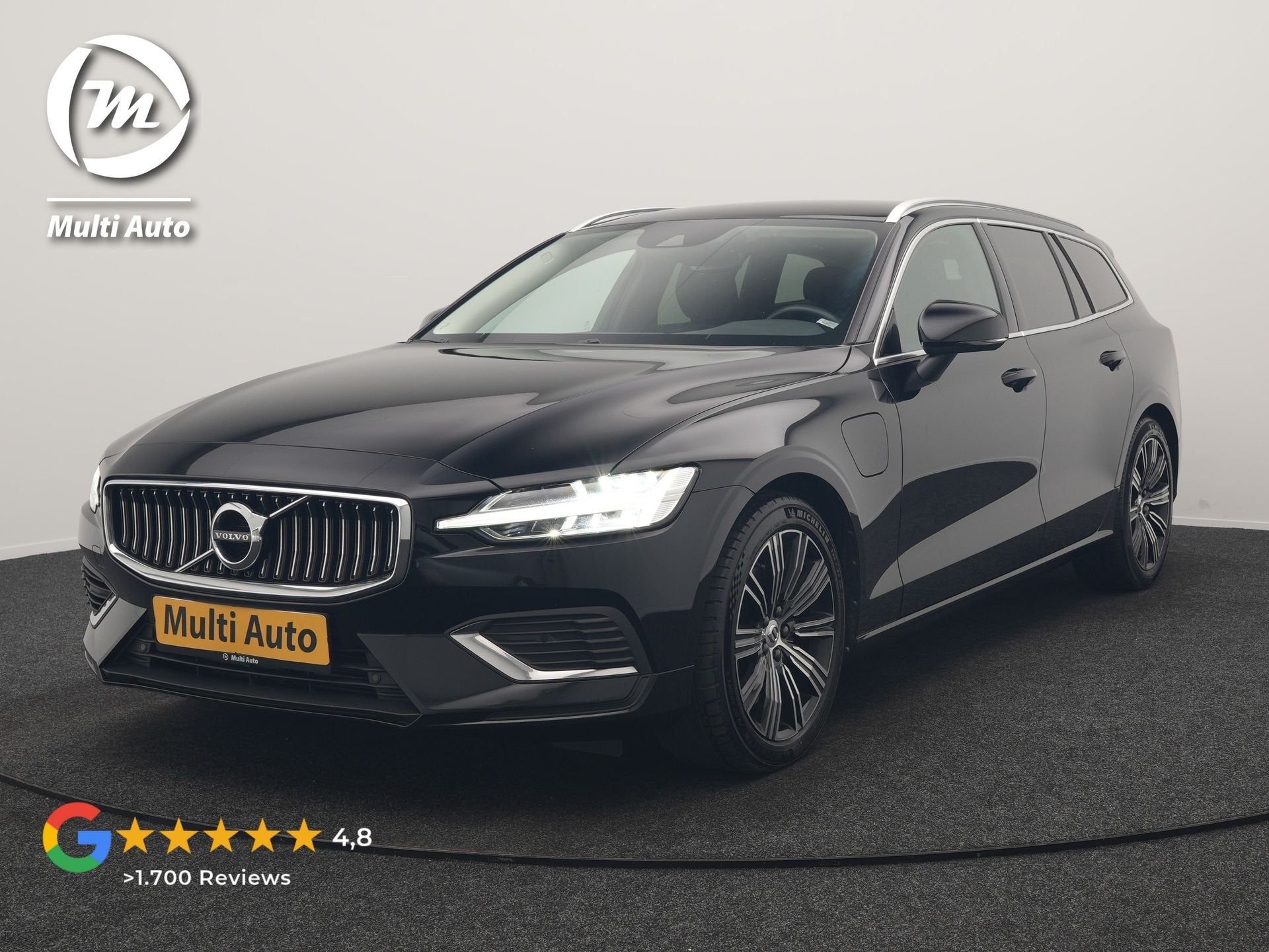 Volvo V60 T6 Recharge AWD Inscription PHEV 340pk Dealer O.H, Auto's, Volvo, Automaat, Dealer onderhouden, Gebruikt, Zwart