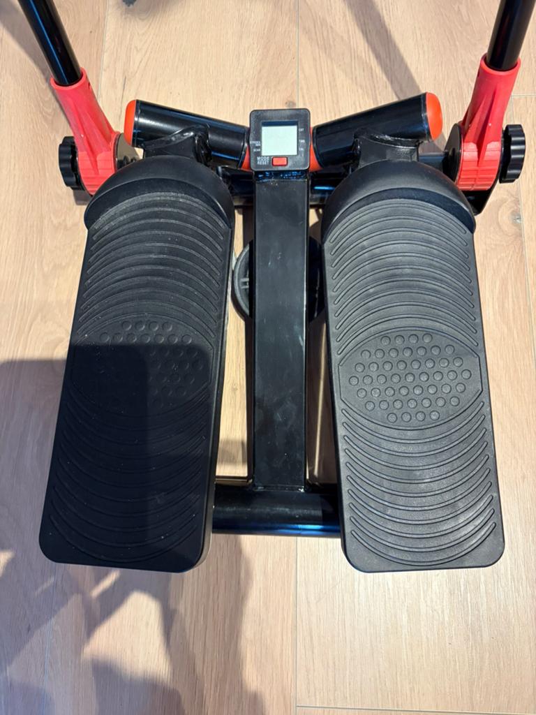Compacte Stepper met Handgrepen - Ideaal voor Thuis, Ophalen, Stepapparaat, Nieuw, Metaal