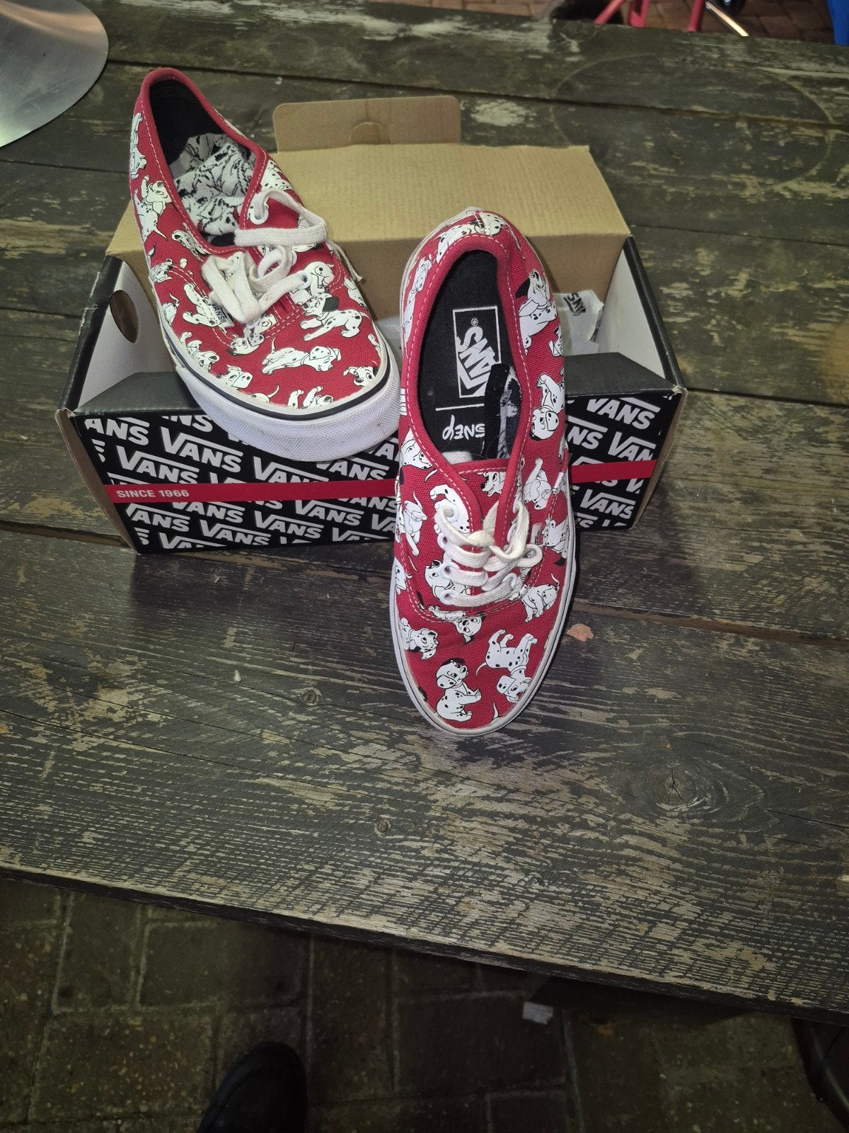 Vans x Disney 101 Dalmatiërs sneakers - Maat 38, Vans, Ophalen of Verzenden, Zo goed als nieuw