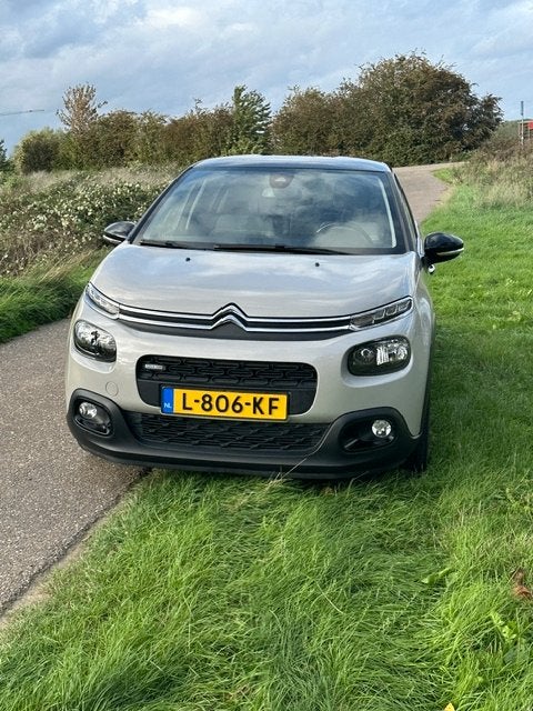 Citroën C3 1.2 Puretech 82pk 2017  -  Weinig kilometers, 40 €/maand, Zwart, 1199 cc, 450 kg