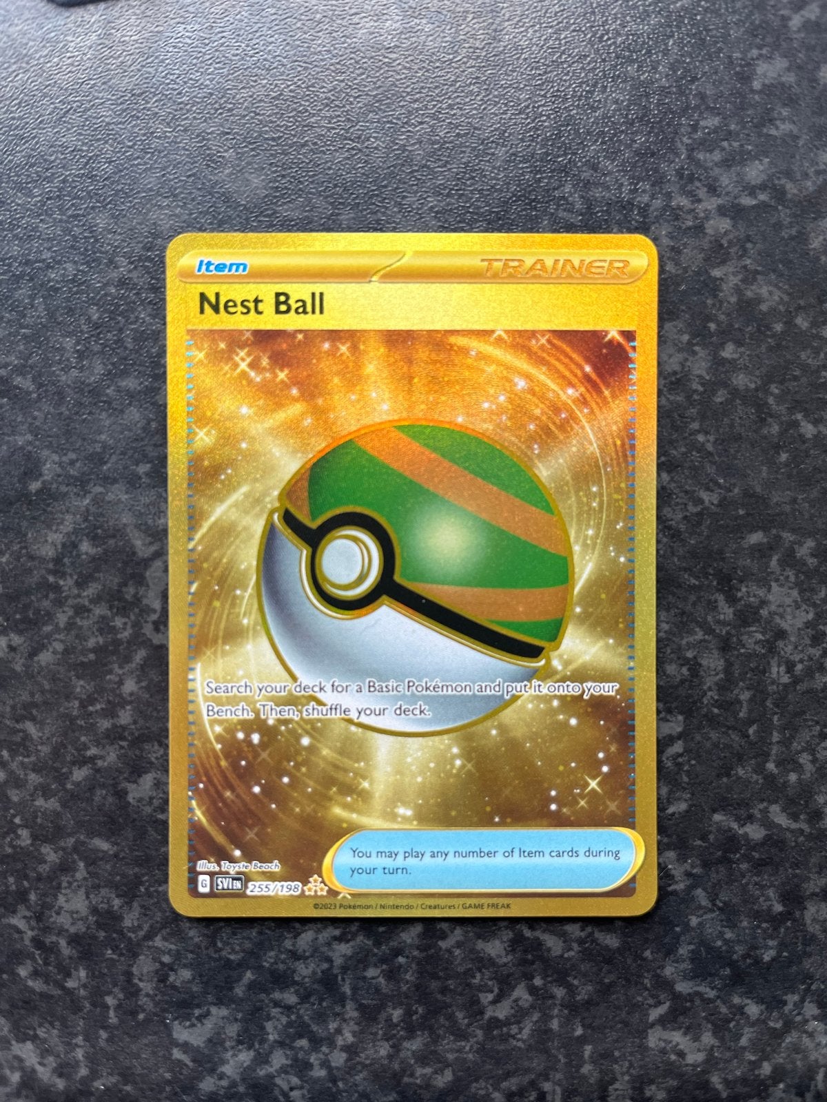 Nestball 255/198 Gold Secret Rare Pokémon Kaart, Ophalen of Verzenden, Zo goed als nieuw, Losse kaart, Foil
