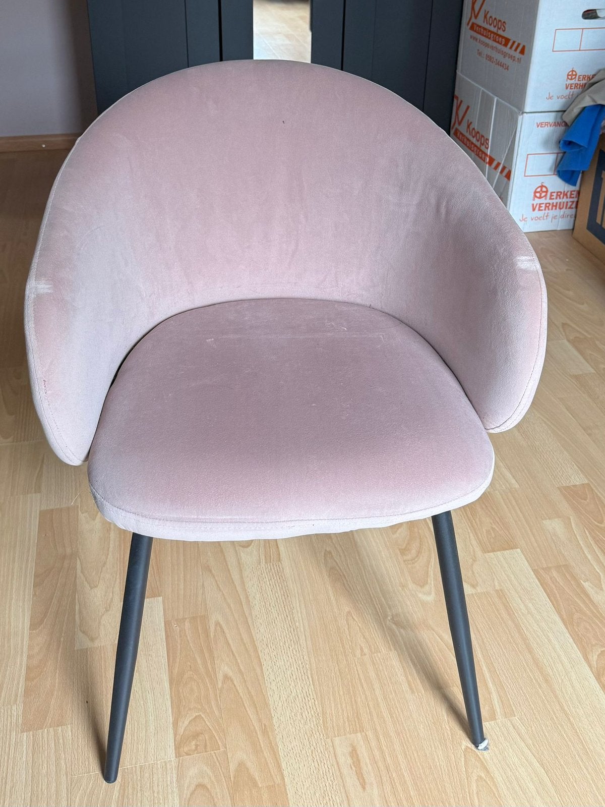 Te koop oud rose stoeltje, Huis en Inrichting, Stoelen, Ophalen, Overige kleuren, Zo goed als nieuw, Eén