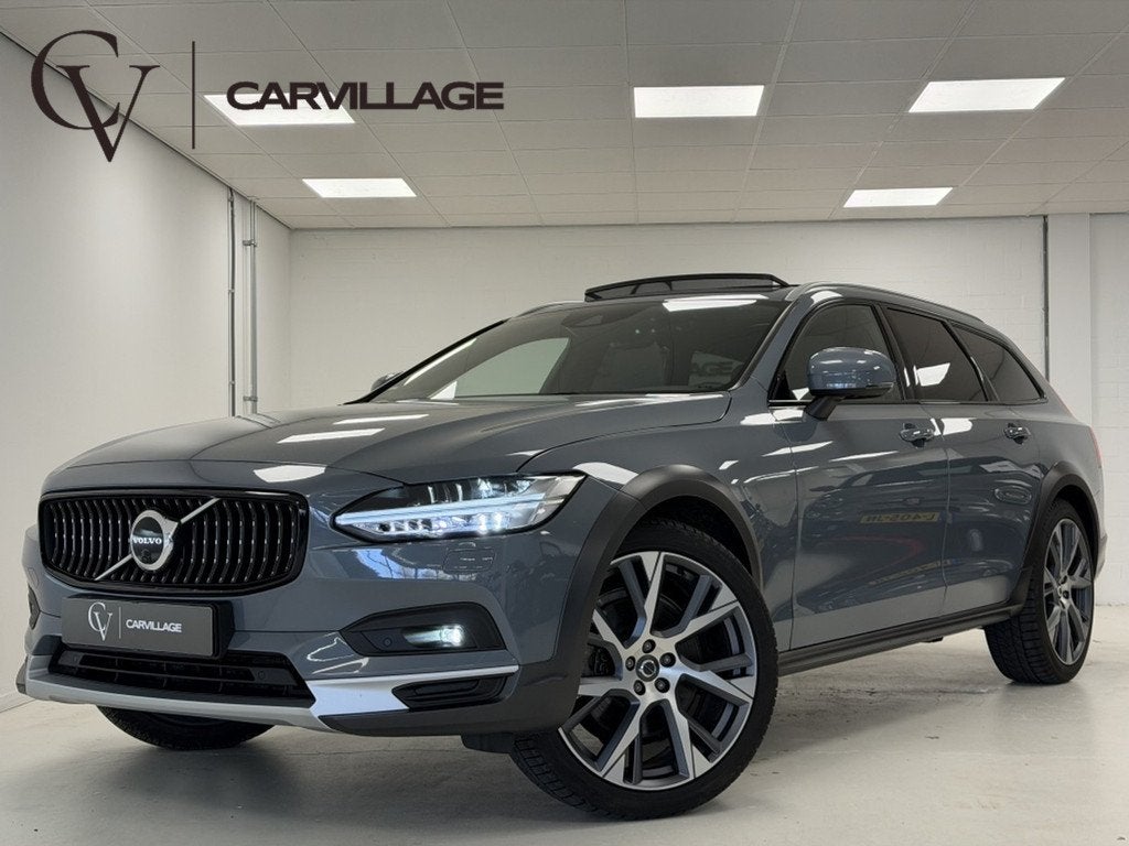 Volvo V90 Cross Country 2.0 B6 AWD Pro | Panoramadak | Winte, Auto's, Volvo, Automaat, Stof, Euro 6, 4 cilinders