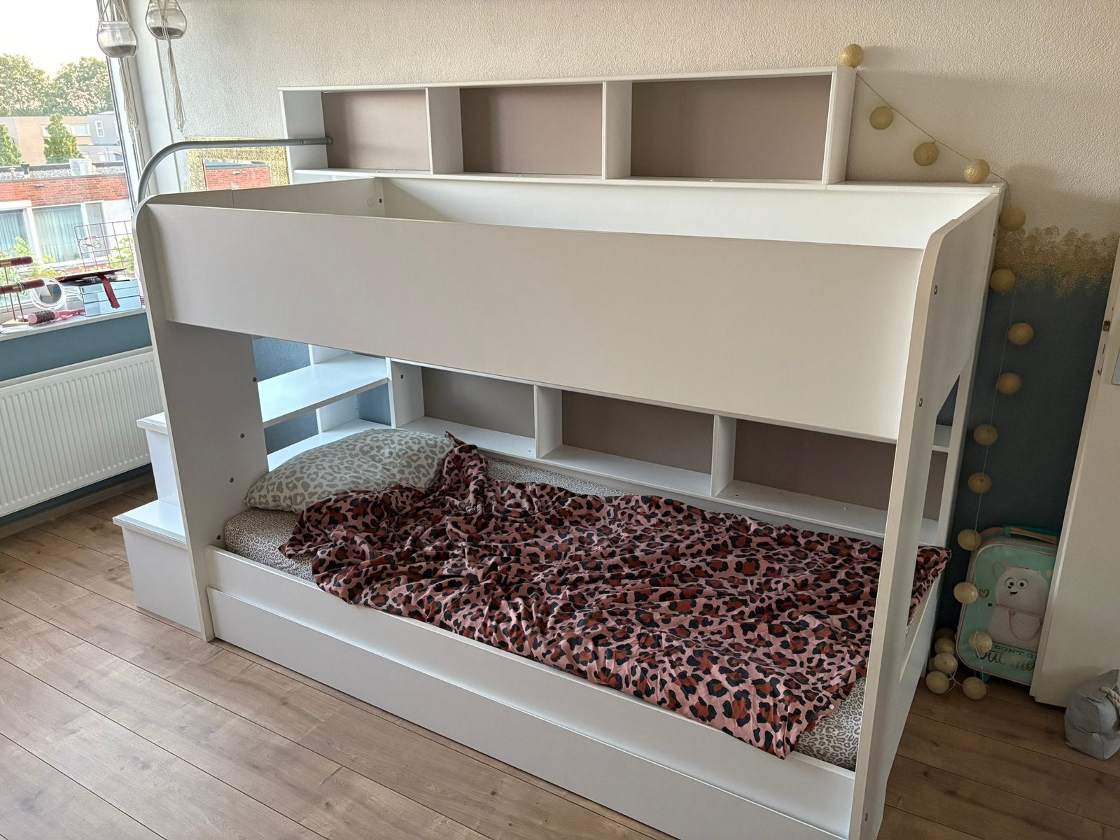 Stapelbed, erg stevig en veel opbergruimte, Ophalen, Zo goed als nieuw, Stapelbed