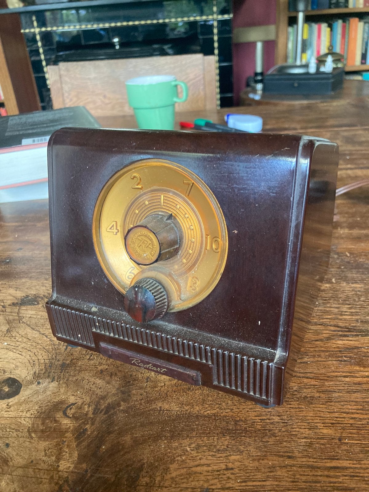 Vintage bakeliet apparaat tuner?, Ophalen