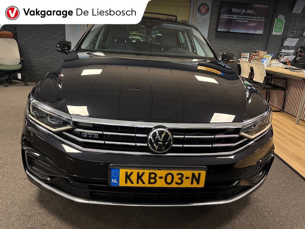 Volkswagen Passat Variant 1.4 TSI PHEV GTE Business / Leder, Gebruikt, Zwart, Hybride Elektrisch/Benzine, 1600 kg