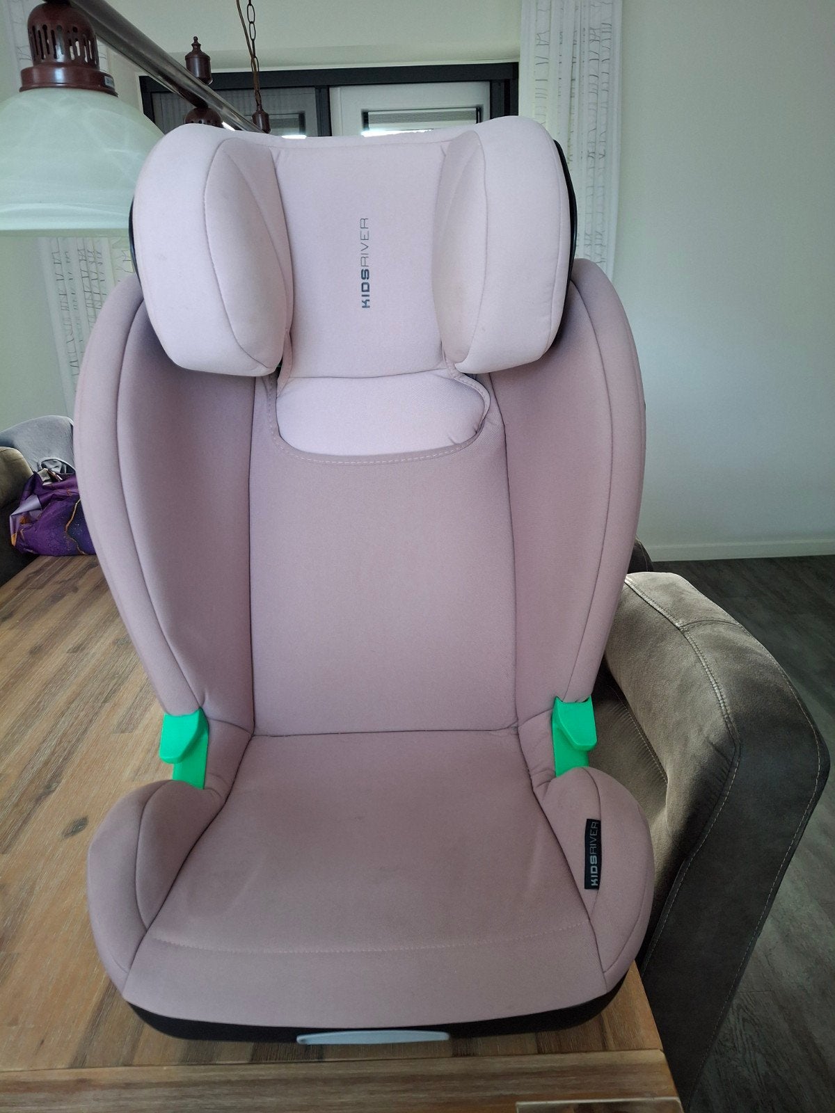 Kids Rivera autostoel met Isofix en verstelbare hoofdsteun, Autogordel of Isofix, 0 t/m 18 kg, Verstelbare rugleuning, Zo goed als nieuw