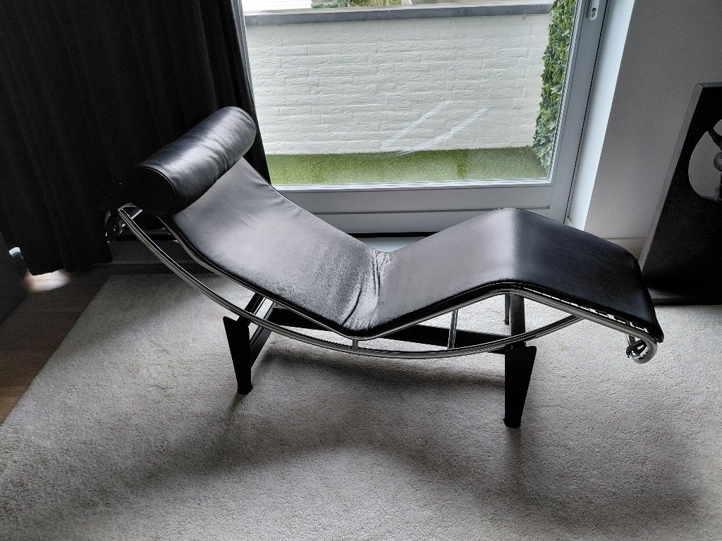 Le Corbusier - Daybed - LC4 - Kalfsleer, Ophalen, Eenpersoons, Minder dan 75 cm, Design