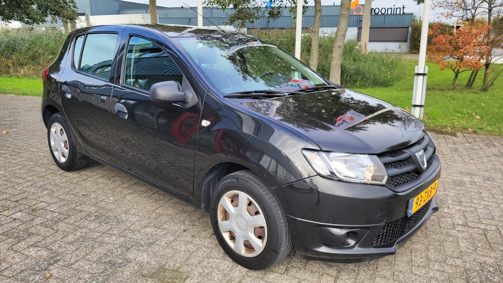 Dacia Sandero 0.9 TCE 66KW Stepway 2013 nieuwe apk/airco/nap, Voorwielaandrijving, 898 cc, Stof, 937 kg