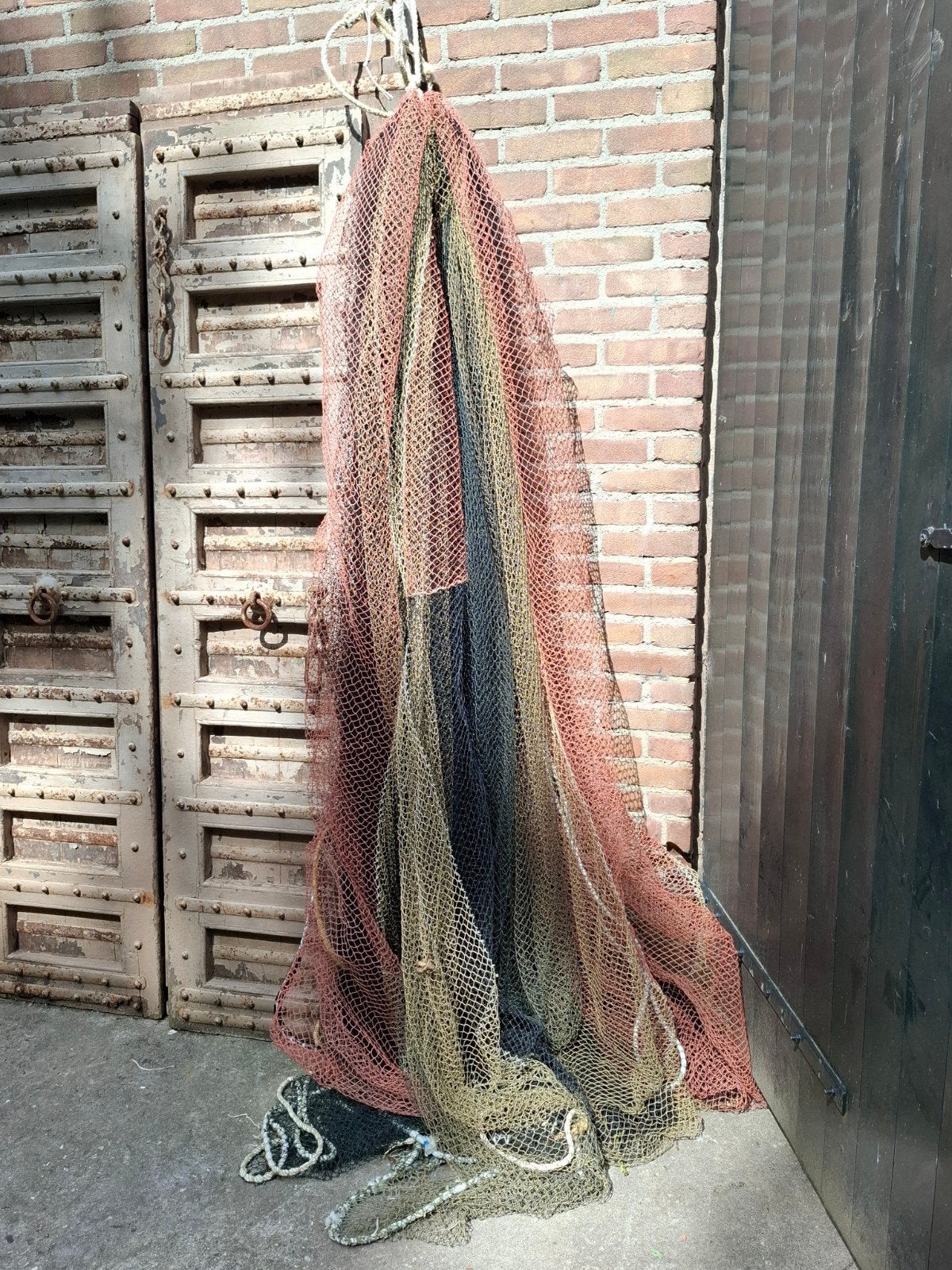 Oud vintage visnet steenrood zwart, Ophalen of Verzenden, N, T, V