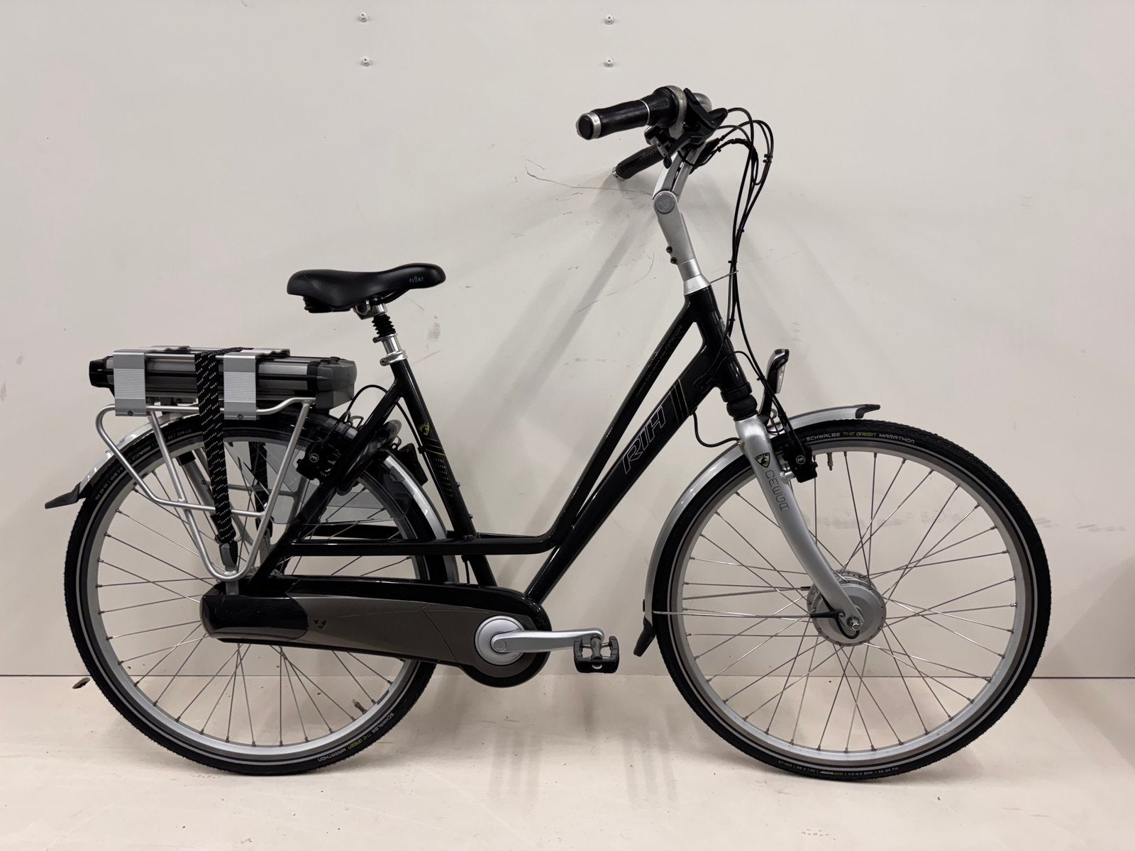 RIH Omega 3 damesfiets 54 centimeter 8 versnellingen, Fietsen en Brommers, Velgrem, Versnellingen, Ophalen, Overige merken