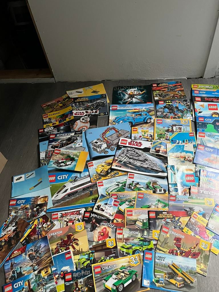 Heel veel lego beschrijvingen, Ophalen of Verzenden, Zo goed als nieuw