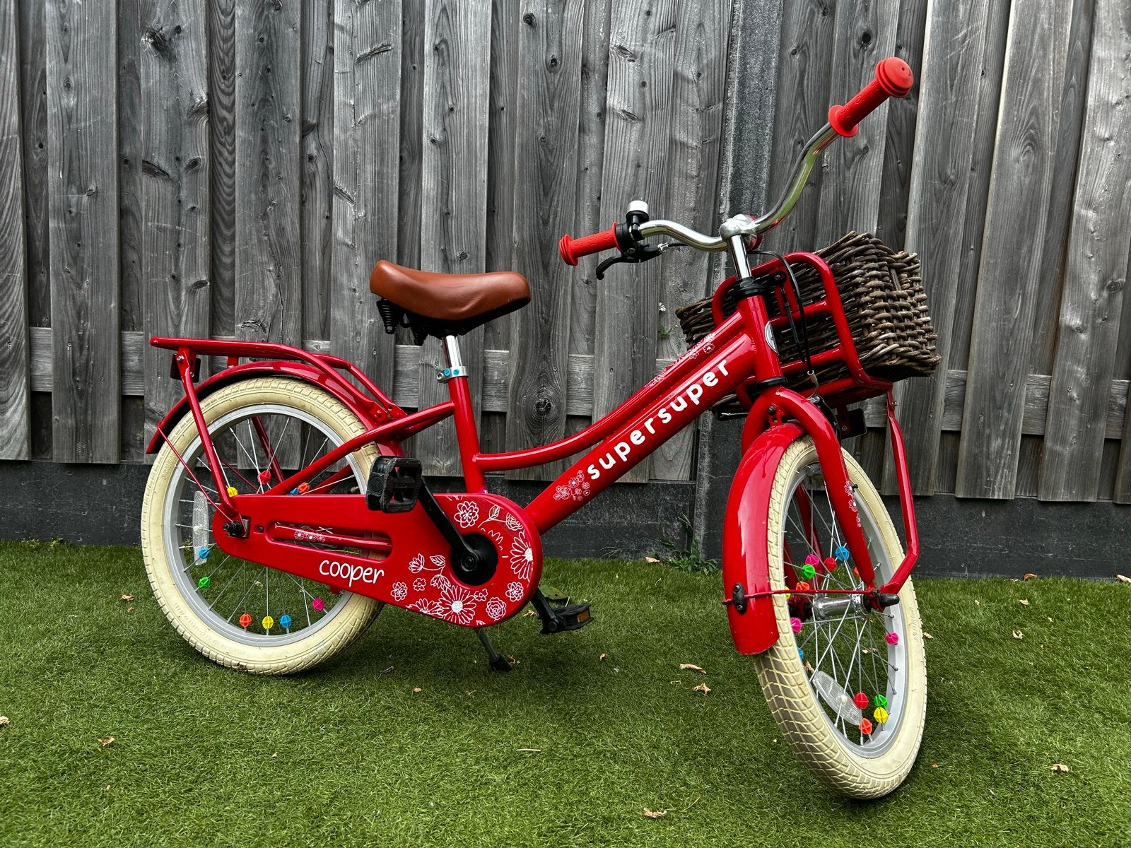 SuperSuper Cooper kinderfiets 18 inch rood, Ophalen, Gebruikt, Terugtraprem, 16 tot 20 inch