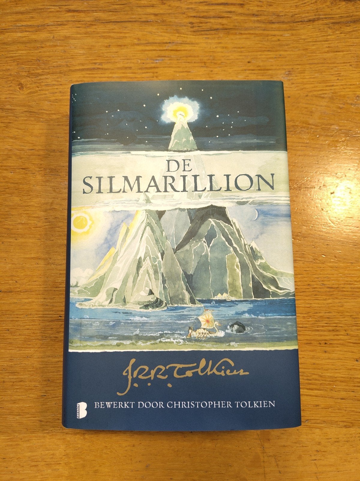De Silmarillion - J.R.R. Tolkien (Hardcover), Boeken, Ophalen of Verzenden, Zo goed als nieuw, J.R.R. Tolkien