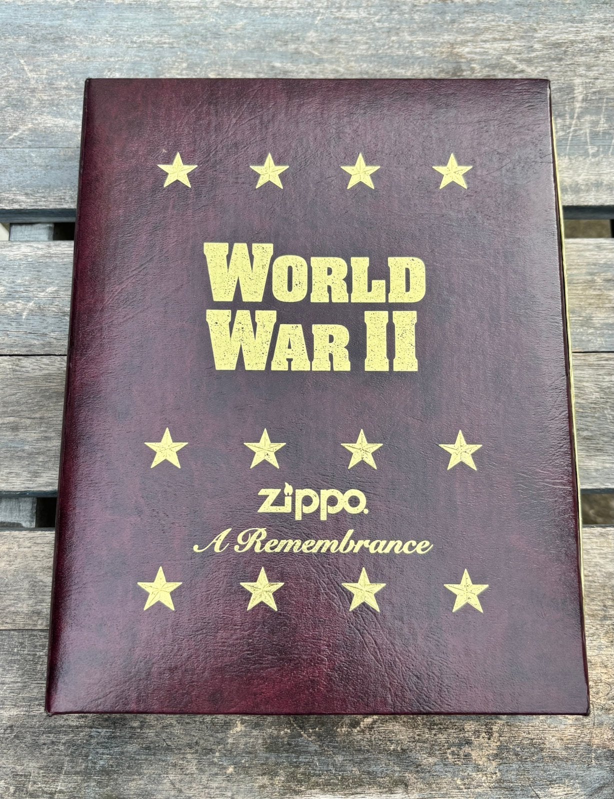 Zippo World War II A Remembrance Volume 1 4 Lighter Box Set, Ophalen of Verzenden, Nieuw, Aansteker