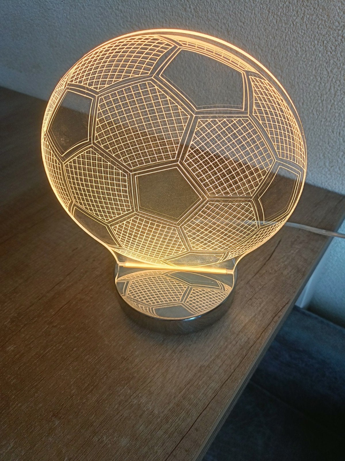 3D Voetbal Lamp - LED Nachtlampje wk voetbal, Ophalen of Verzenden, Zo goed als nieuw, Overige materialen, Minder dan 50 cm