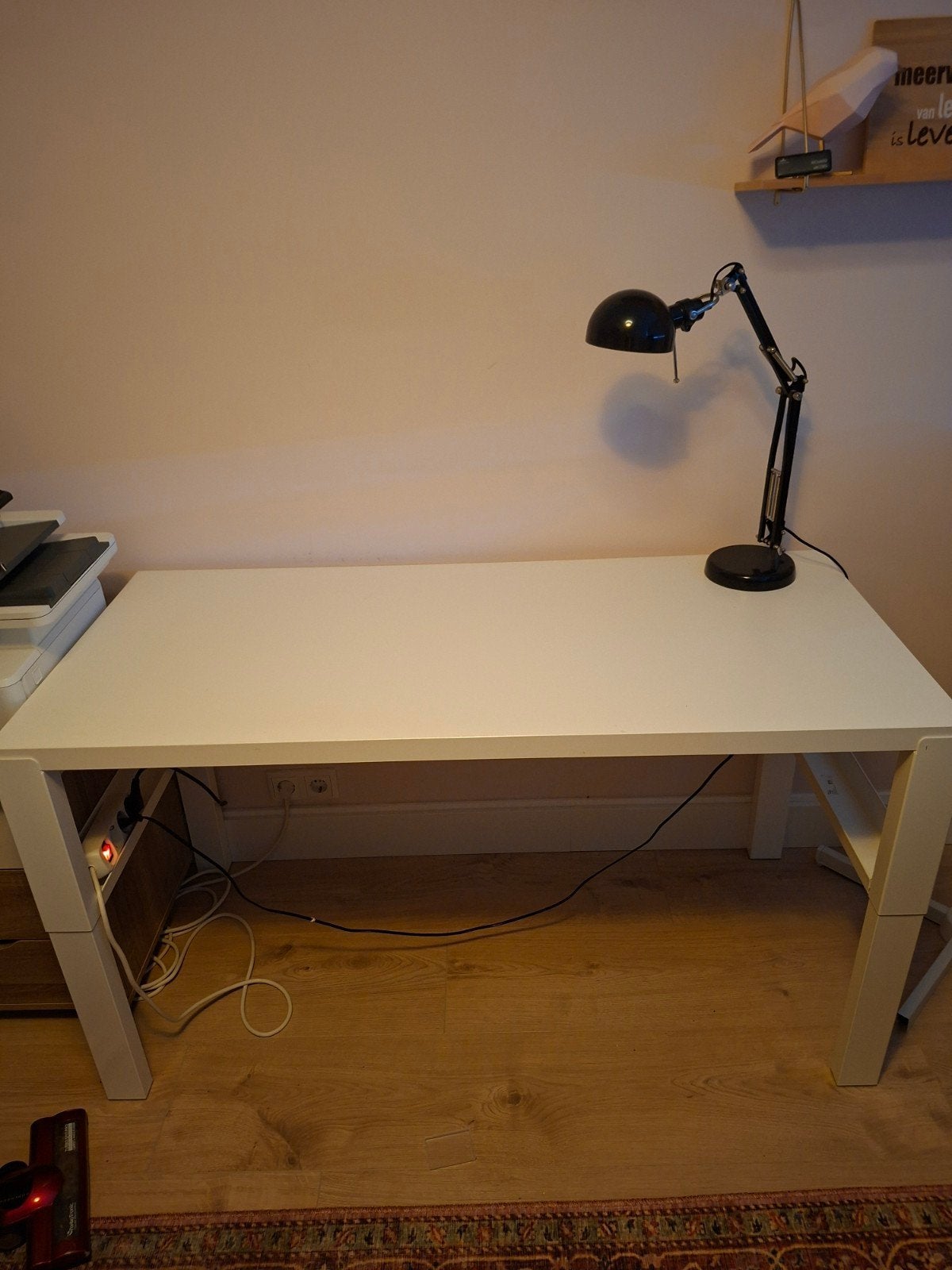 Bureau wit en bureaustoel Flintan, Huis en Inrichting, Ophalen, Gebruikt