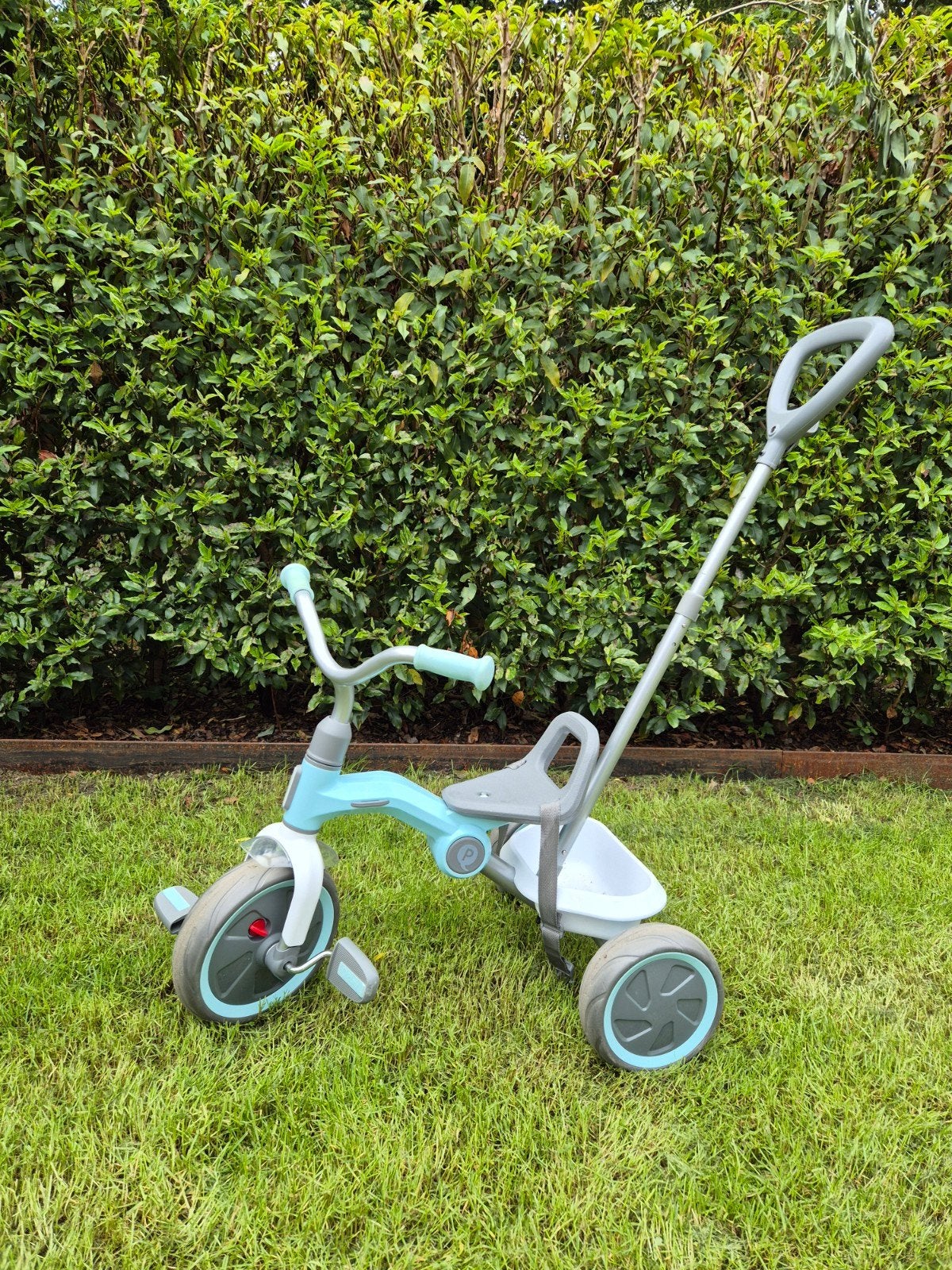 Leuke driewieler met duwstang. Fietsje is inklapbaar., Ophalen, Gebruikt, Zijwieltjes