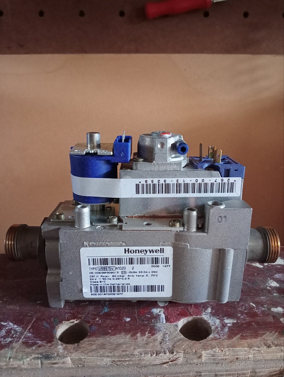 Honeywell Gasblok V8851A1020 voor CV-ketel, Doe-het-zelf en Verbouw, Verwarming en Radiatoren, Gebruikt, Minder dan 30 cm, Cv-ketel of Combi-ketel