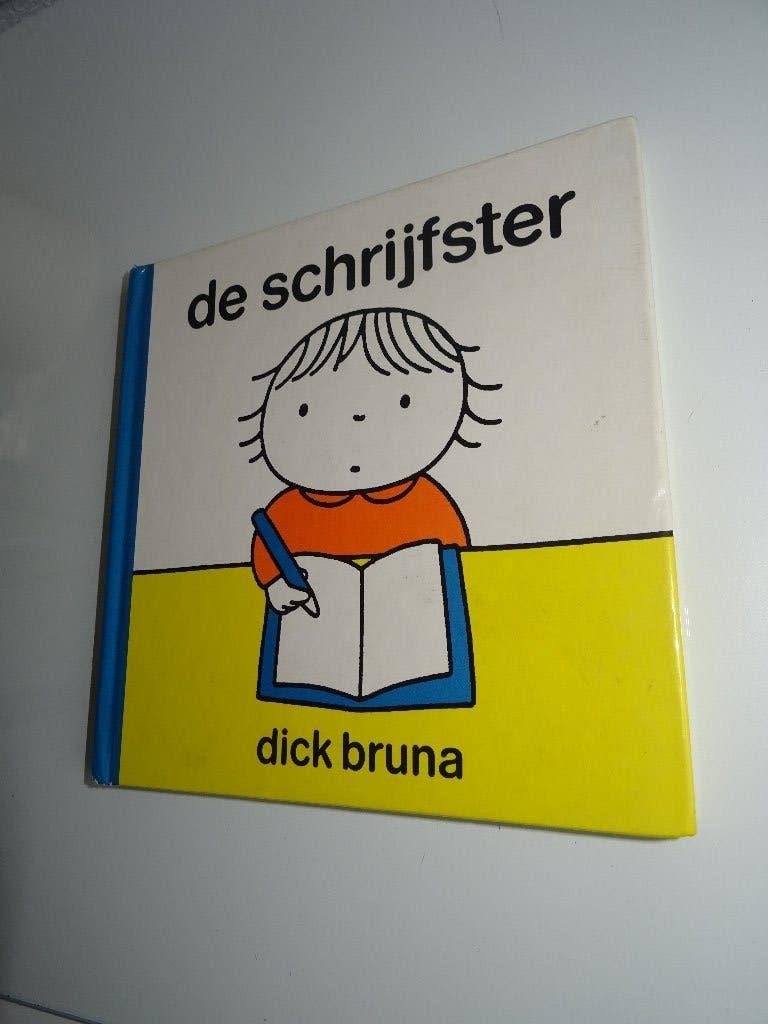 DICK BRUNA - De Schrijfster + Sneeuwwitje, Boeken, Ophalen, Zo goed als nieuw, Fictie algemeen