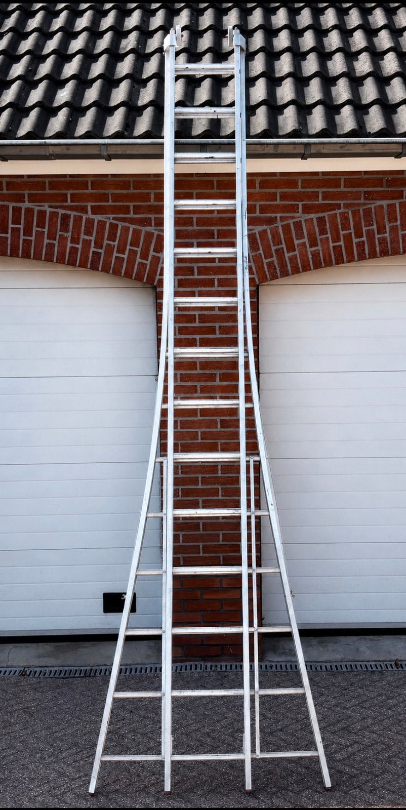 Reform Ladder, 2x14 Aluminium, 2-delig, 2 x 14 sporten, Doe-het-zelf en Verbouw, Ophalen, Zo goed als nieuw, Ladder, Opvouwbaar of Inschuifbaar