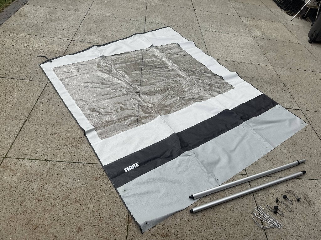 Thule Rain Blocker Side G2 zijwand 250 L incl. rafters, Caravans en Kamperen, Ophalen of Verzenden, Gebruikt