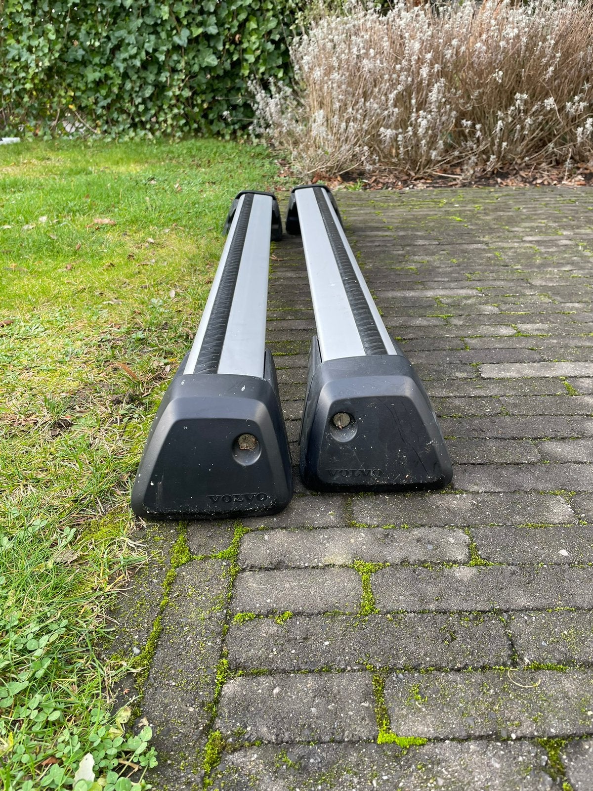Originele Volvo XC40 EX40 dakdragers, Auto diversen, Dakdragers, Ophalen, Zo goed als nieuw