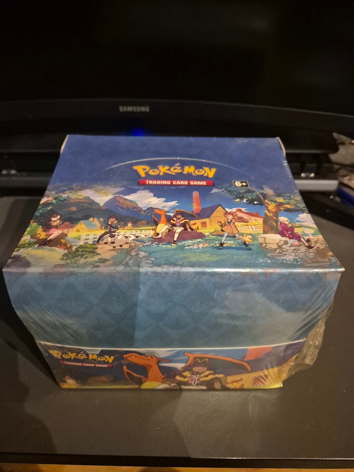pokemon Crown Zenith sealed mini tin display, Ophalen of Verzenden, Nieuw, Overige typen, Foil