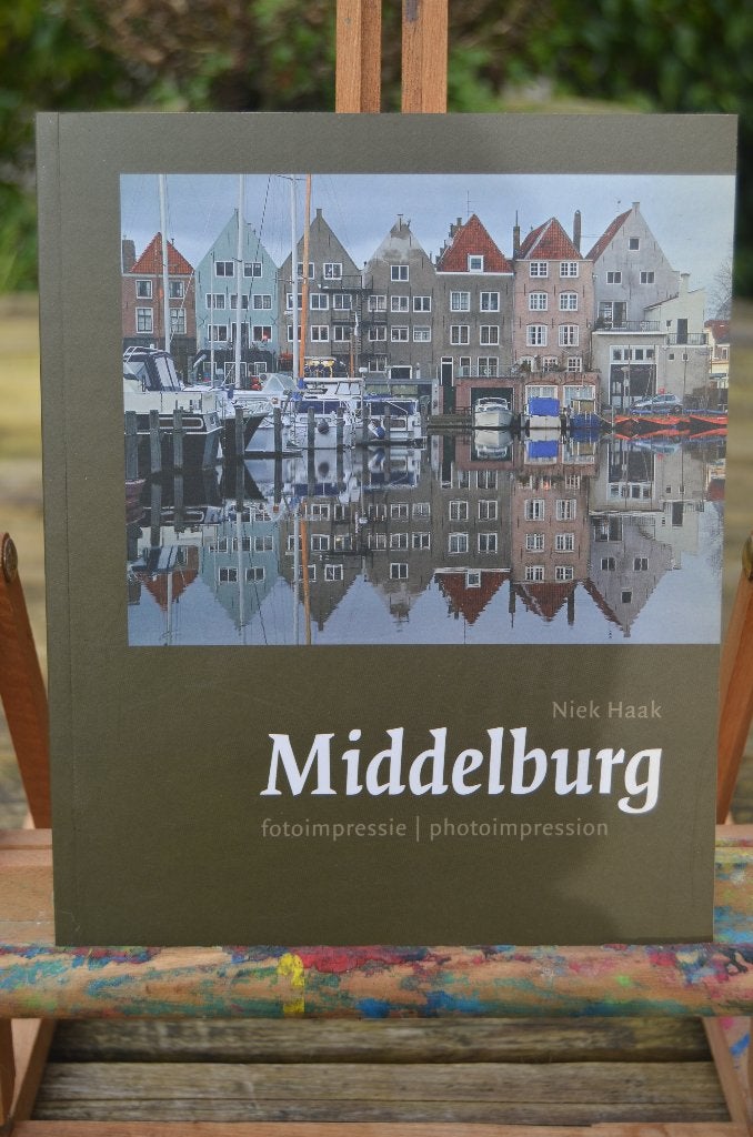 Middelburg een fotoimpressie goede staat. Door Niek Haak, Ophalen of Verzenden, Zo goed als nieuw, Niek Haak