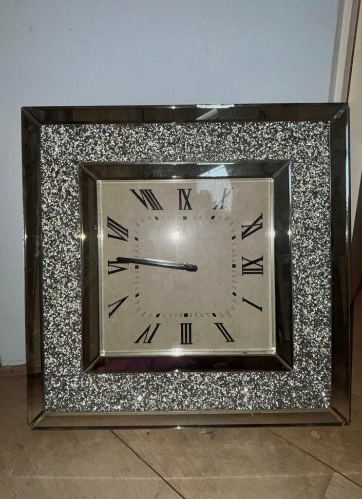 Eric Kuster klok met diamanten, Ophalen, Zo goed als nieuw, Wandklok