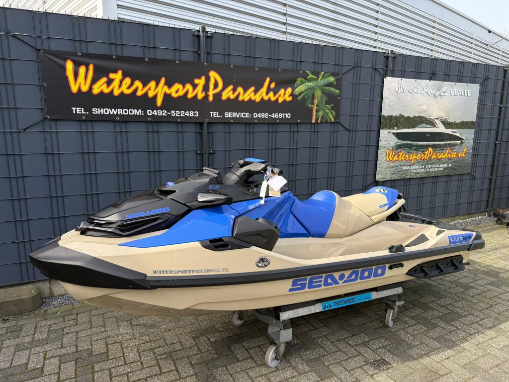 Sea-Doo Wake Pro 230 (bj 2026), Watersport en Boten, Nieuw, Benzine, 200 pk of meer