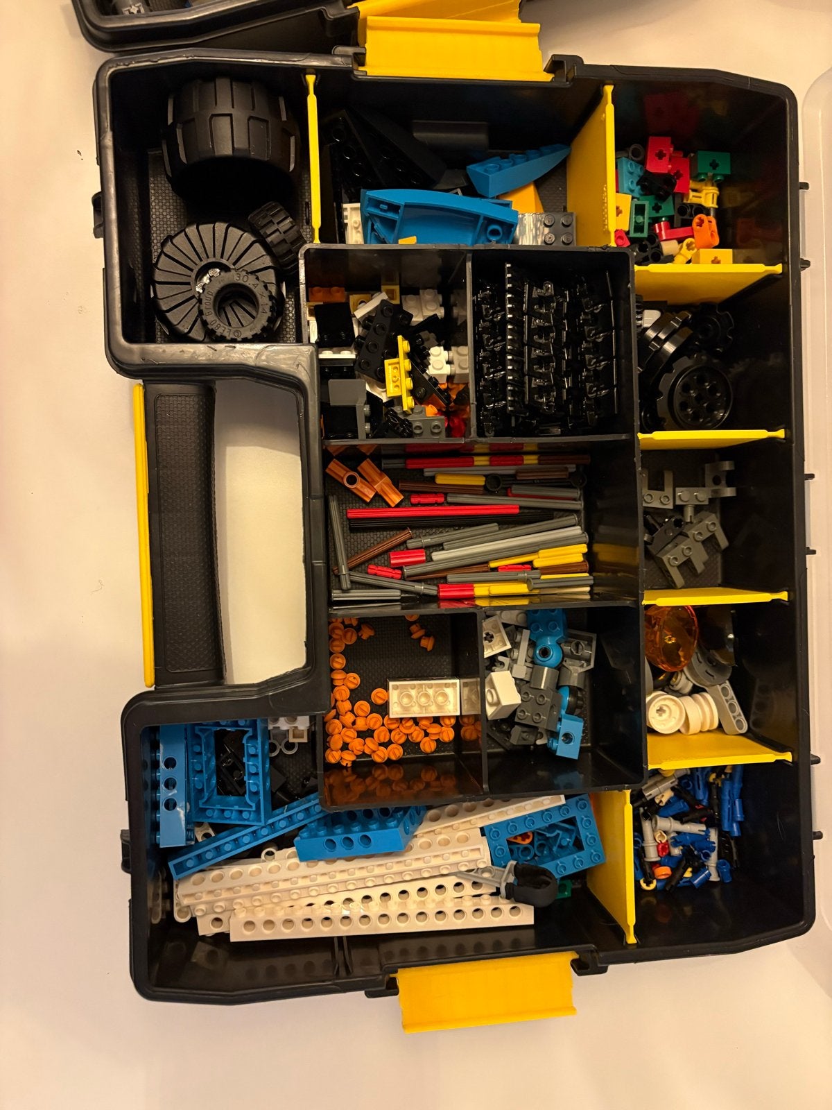 Foto 4 van LEGO Boost 17101 5 in 1