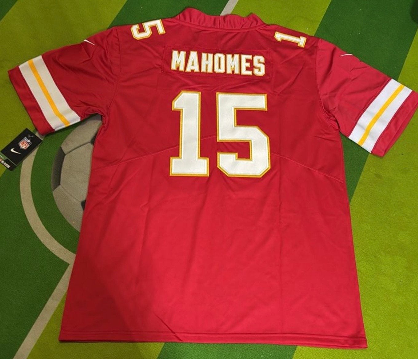 NFL Kansas City Chiefs Mahomes thuisshirt Heren Maat L, Kleding | Heren, Maat 52/54 (L), Nieuw, Ophalen of Verzenden, Rood
