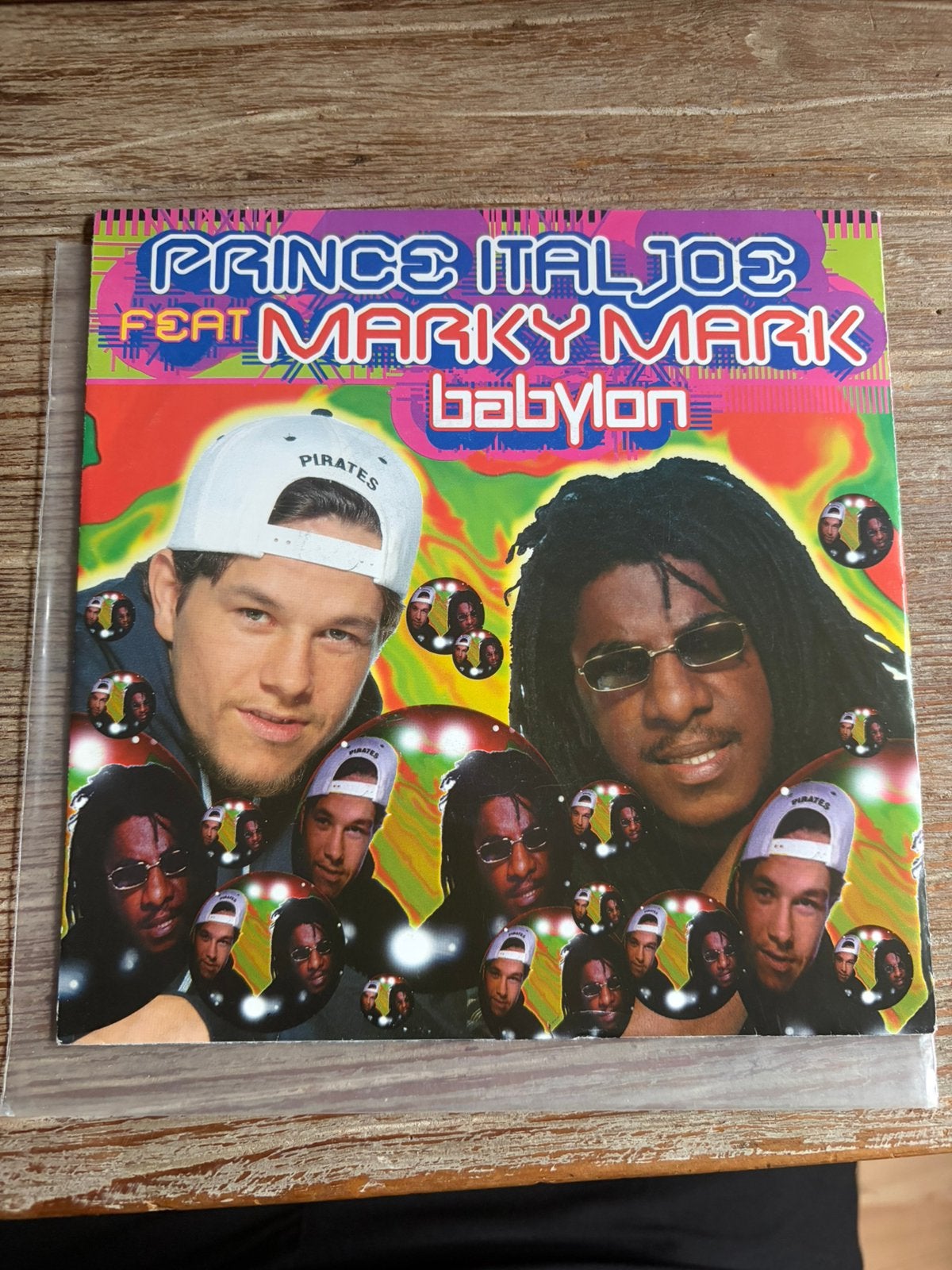 Prince Ital Joe Feat. Marky Mark - Babylon 7 inch vinyl, Gebruikt, 7 inch, 1985 tot 2000, Fotohoes