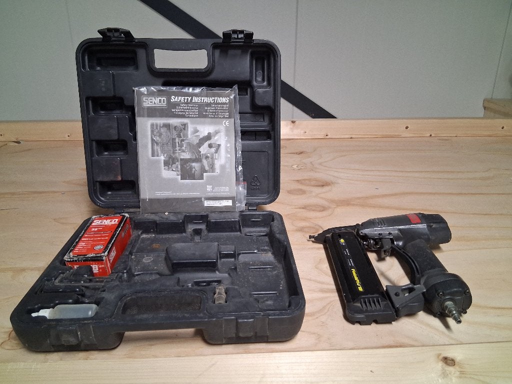 Senco lucht brad nailer, Doe-het-zelf en Verbouw, Gereedschap | Handgereedschap, Ophalen of Verzenden