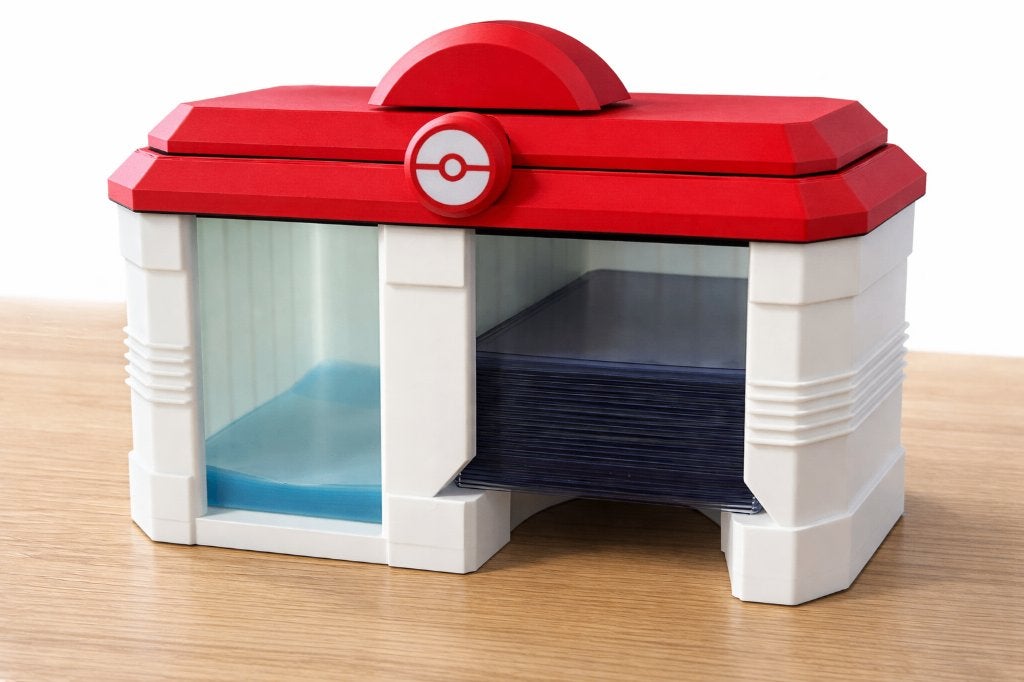 Pokemon Pokecenter sleeve en toploader houder, Ophalen of Verzenden, Nieuw, Sleeves of Kaarthoesjes