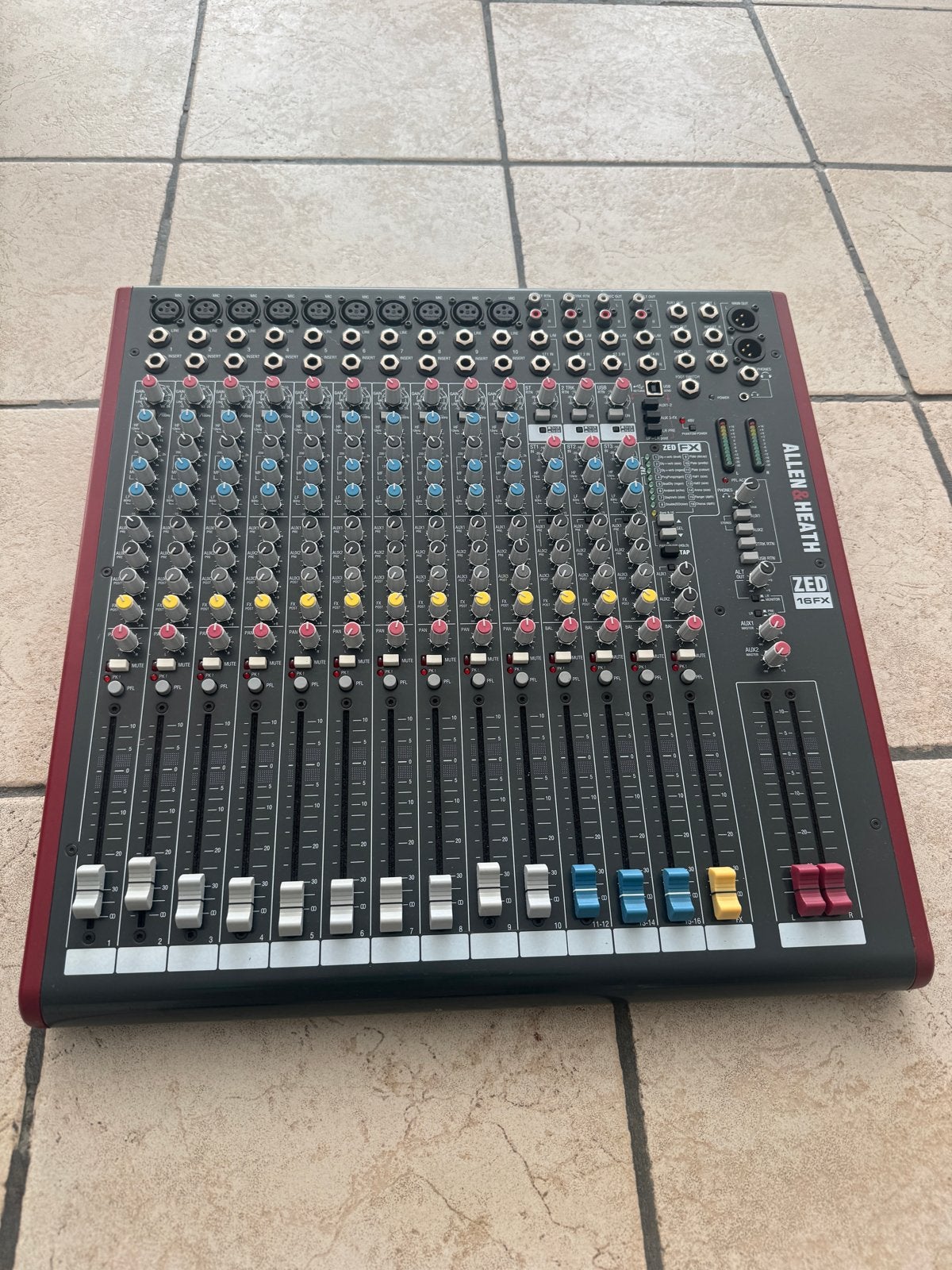 Allen & Heath ZED-16FX Mixer - Zeer Goede Staat, Ophalen, Gebruikt, 10 tot 20 kanalen, Microfooningang