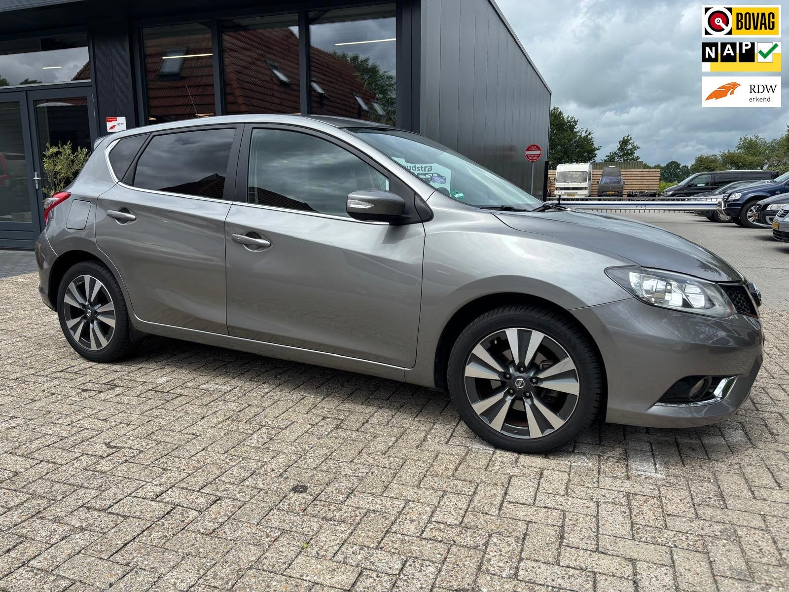 Nissan Pulsar 1.2 DIG-T Tekna Automaat, 62000 km,leer, trekh, Auto's, Euro 5, Gebruikt, Zwart, 4 cilinders
