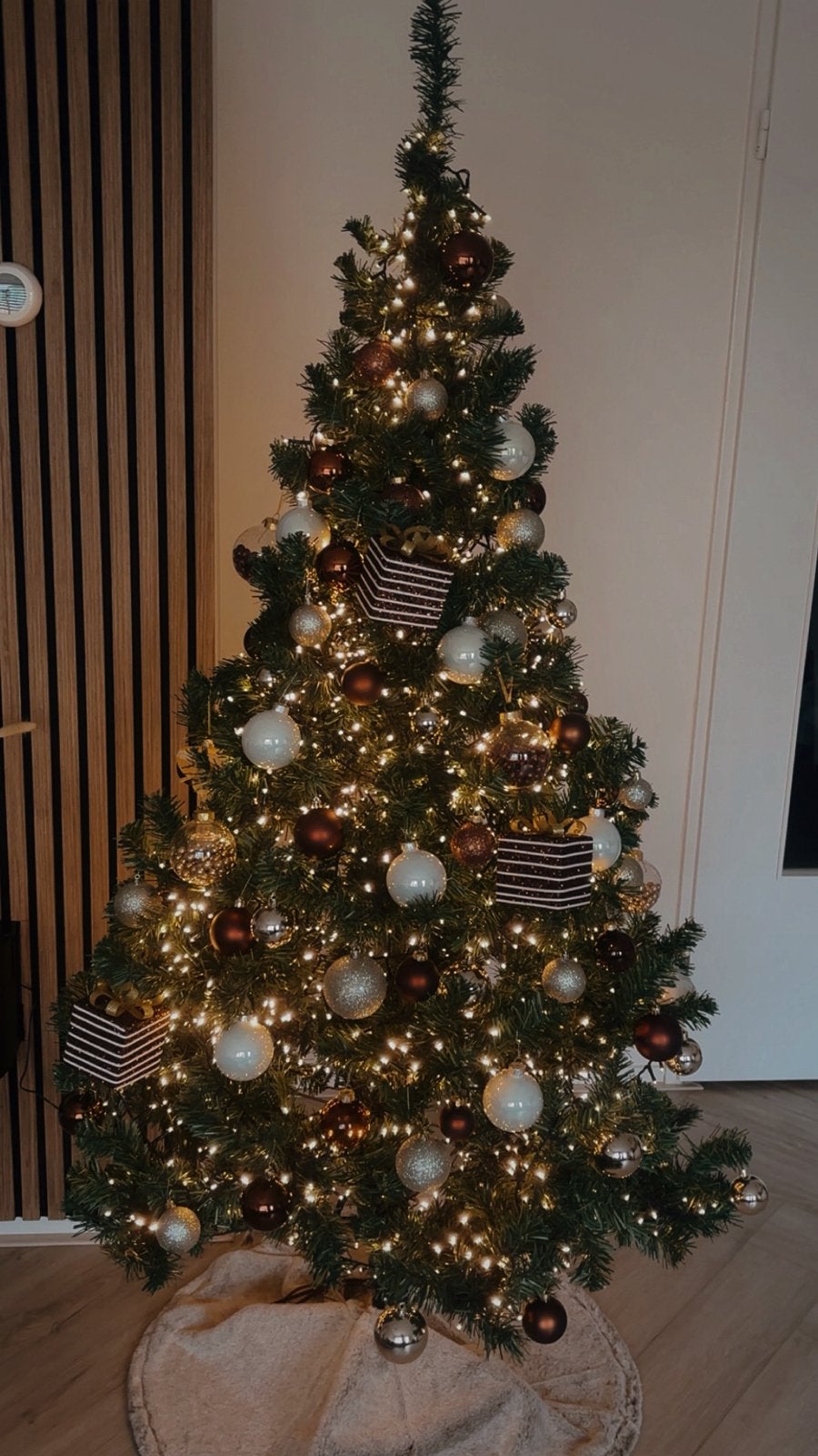 Kerstboom, Diversen, Ophalen