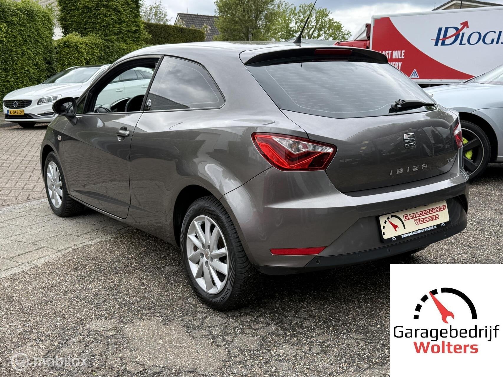 Seat Ibiza SC 1.2 TSI Style [alcantara] [xenon] autom.airco, Voorwielaandrijving, Gebruikt, Zwart, 4 cilinders
