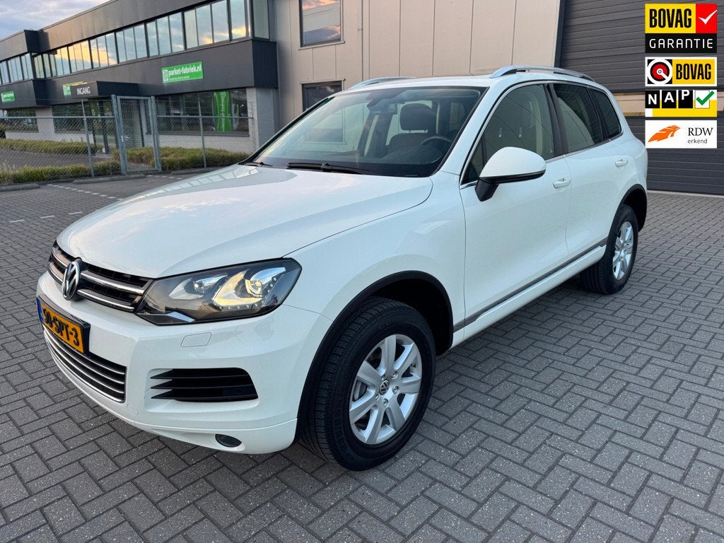 Volkswagen Touareg 3.0 TDI Highline, Auto's, Volkswagen, Automaat, Gebruikt, 255 €/maand, Wit