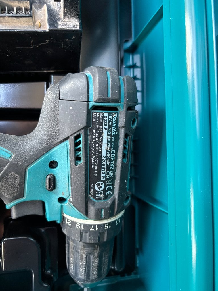 Makita accu boormachine, Ophalen of Verzenden, Gebruikt, Boormachine, Variabele snelheid