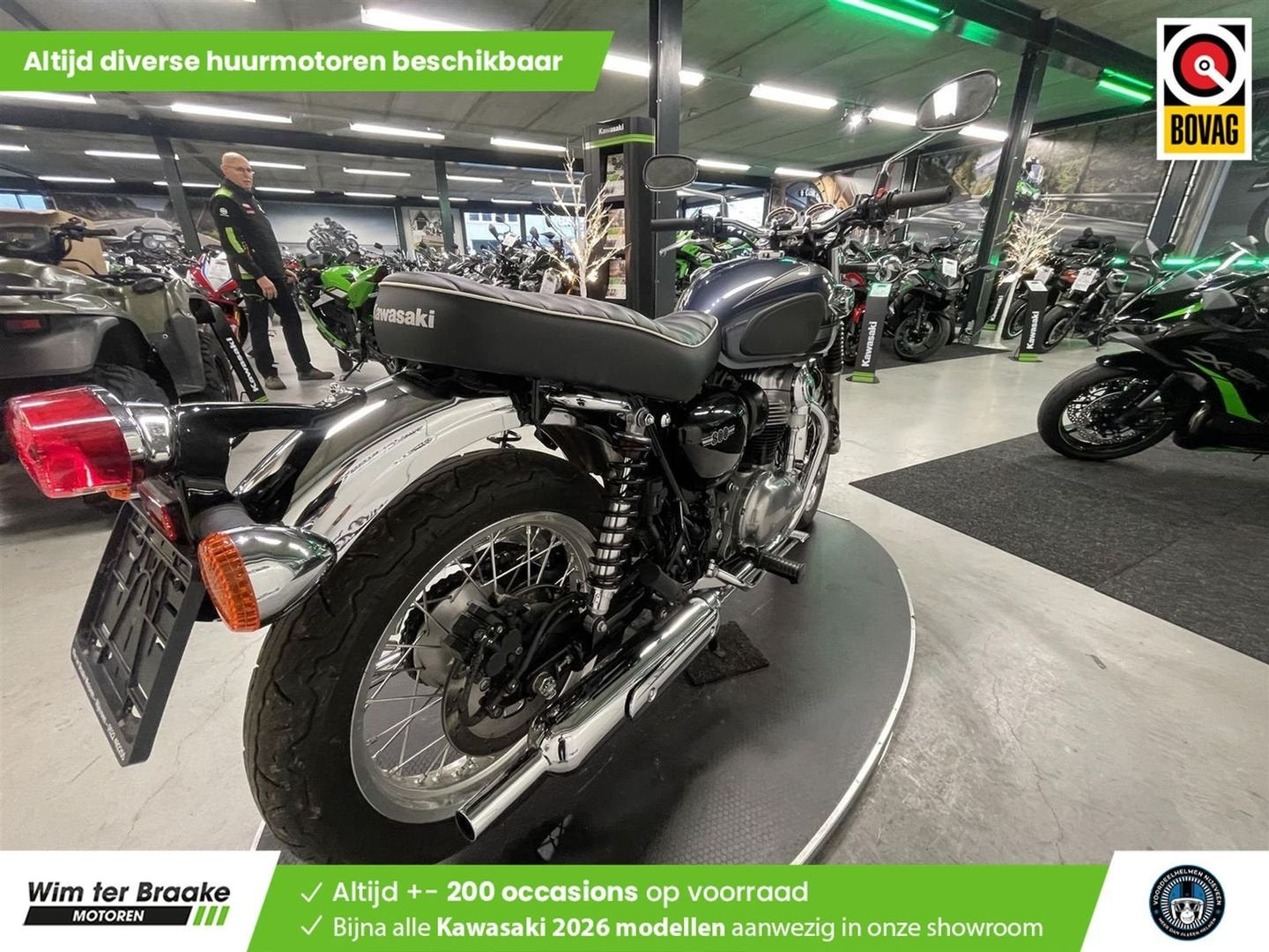 KAWASAKI W800 (bj 2023), Motoren, 2 cilinders, Kawasaki, Bedrijf, Onbekend