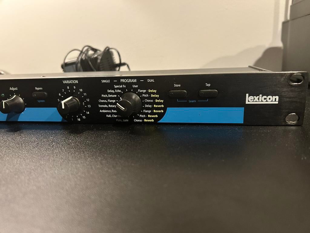 Lexicon MPX100 digital effects processor + new power adapter, Muziek en Instrumenten, Effecten, Ophalen of Verzenden, Zo goed als nieuw